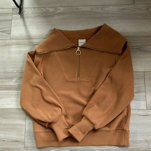 Varley Vine Half Zip NWOT Size Small